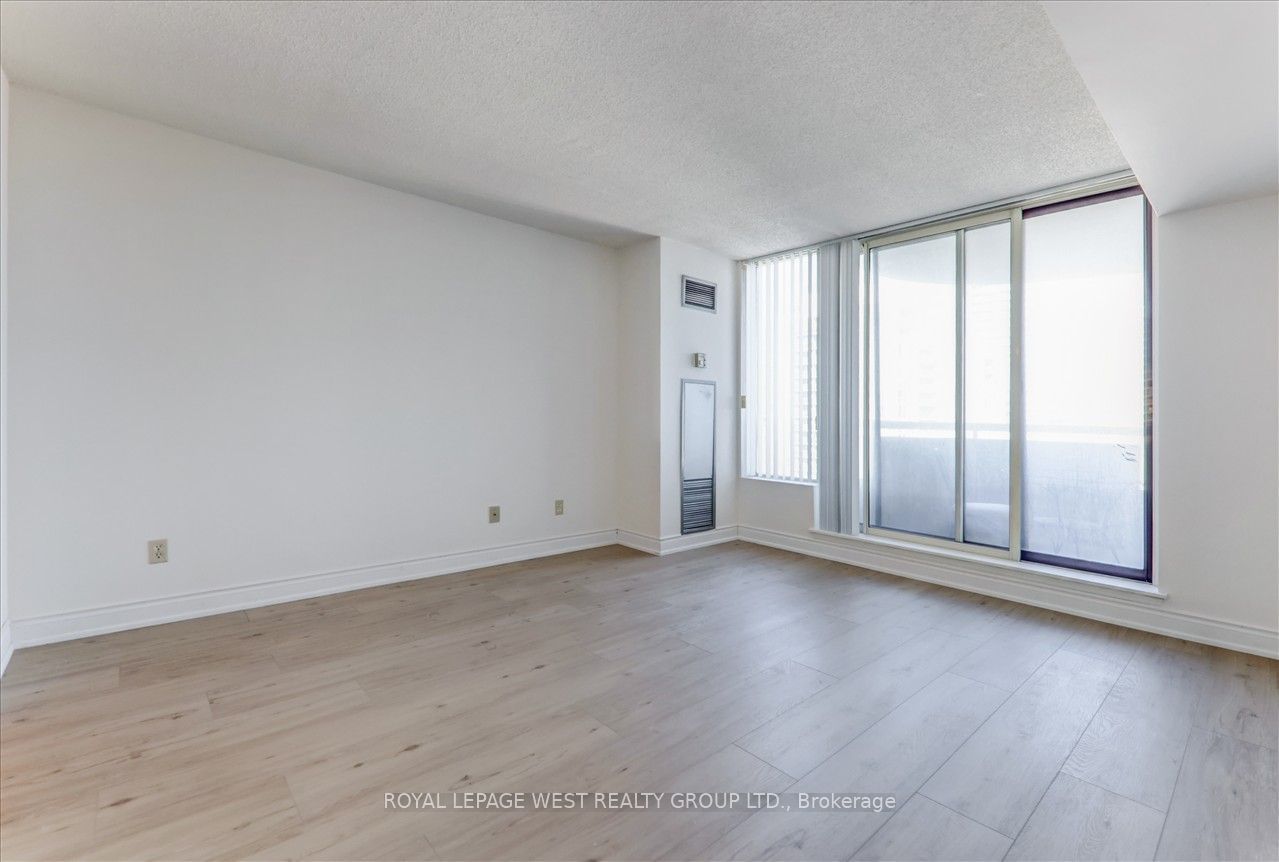 5765 Yonge St, unit PH505 for sale