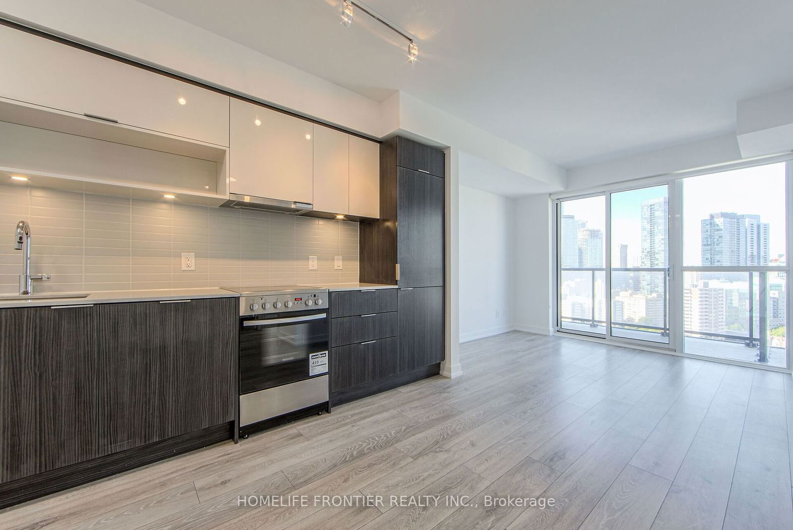 159 Wellesley St E, unit 2310 for sale