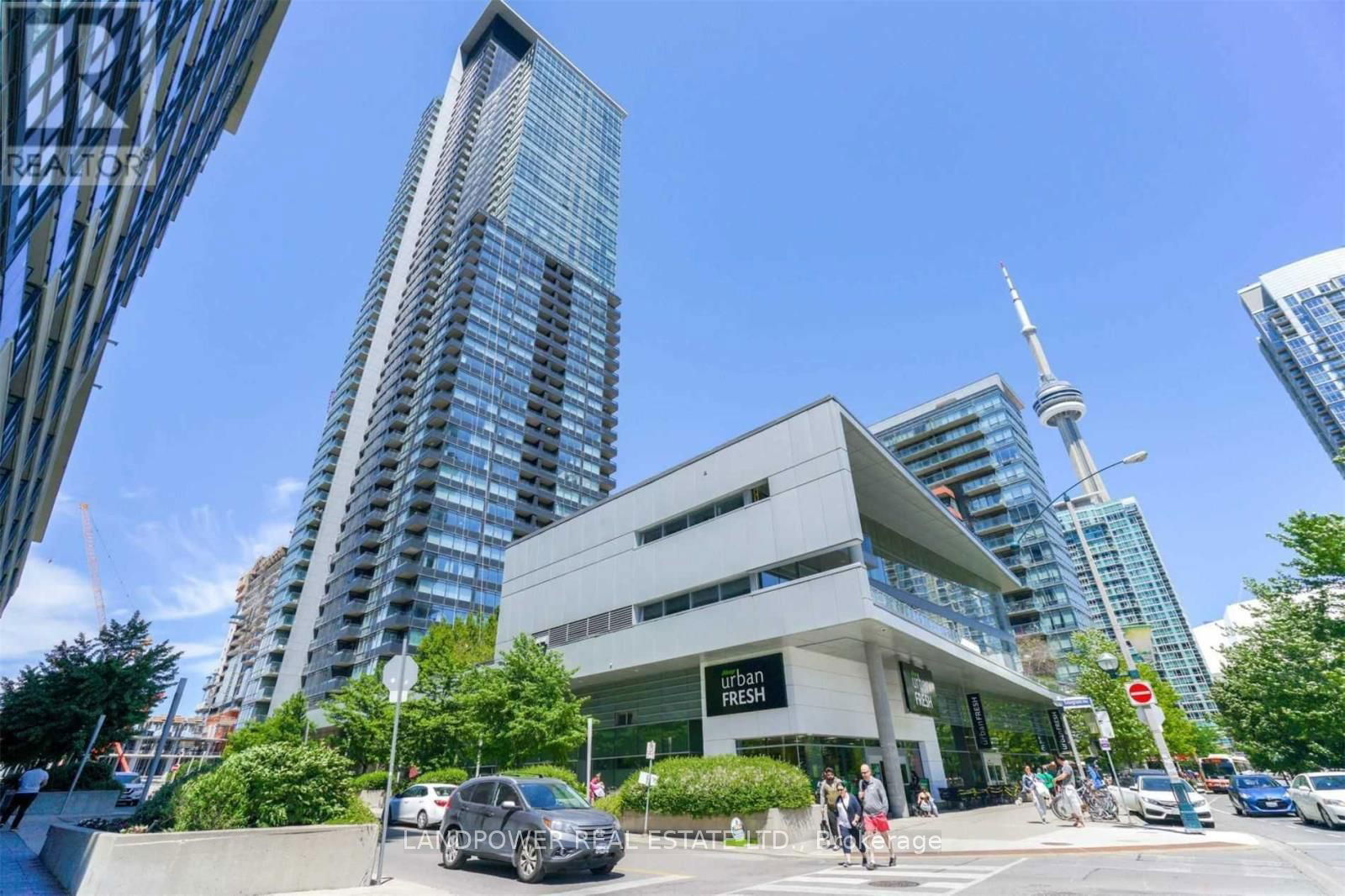 4K Spadina Ave, unit 720 for rent