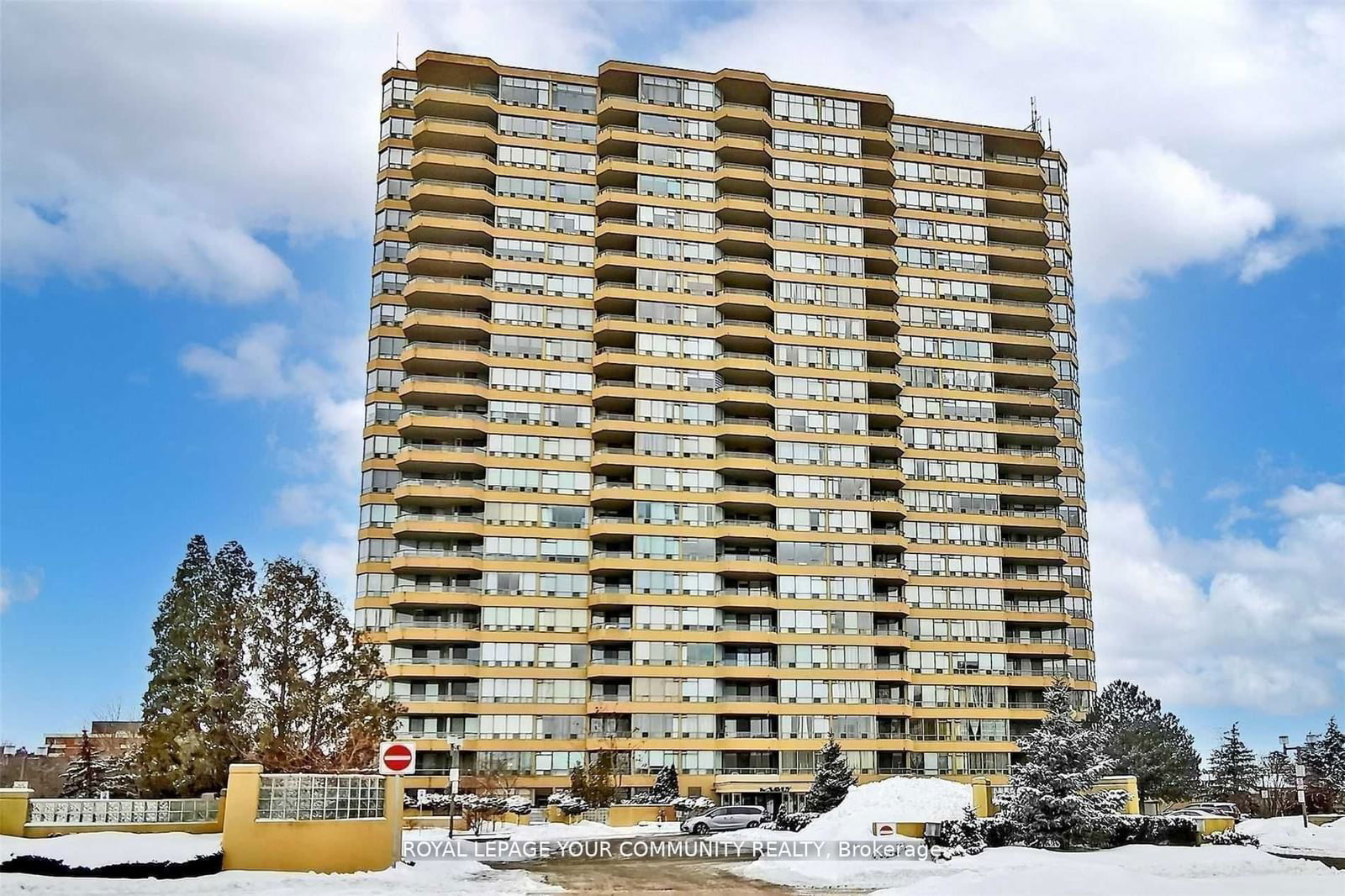 The Savoy Condos, North York, Toronto