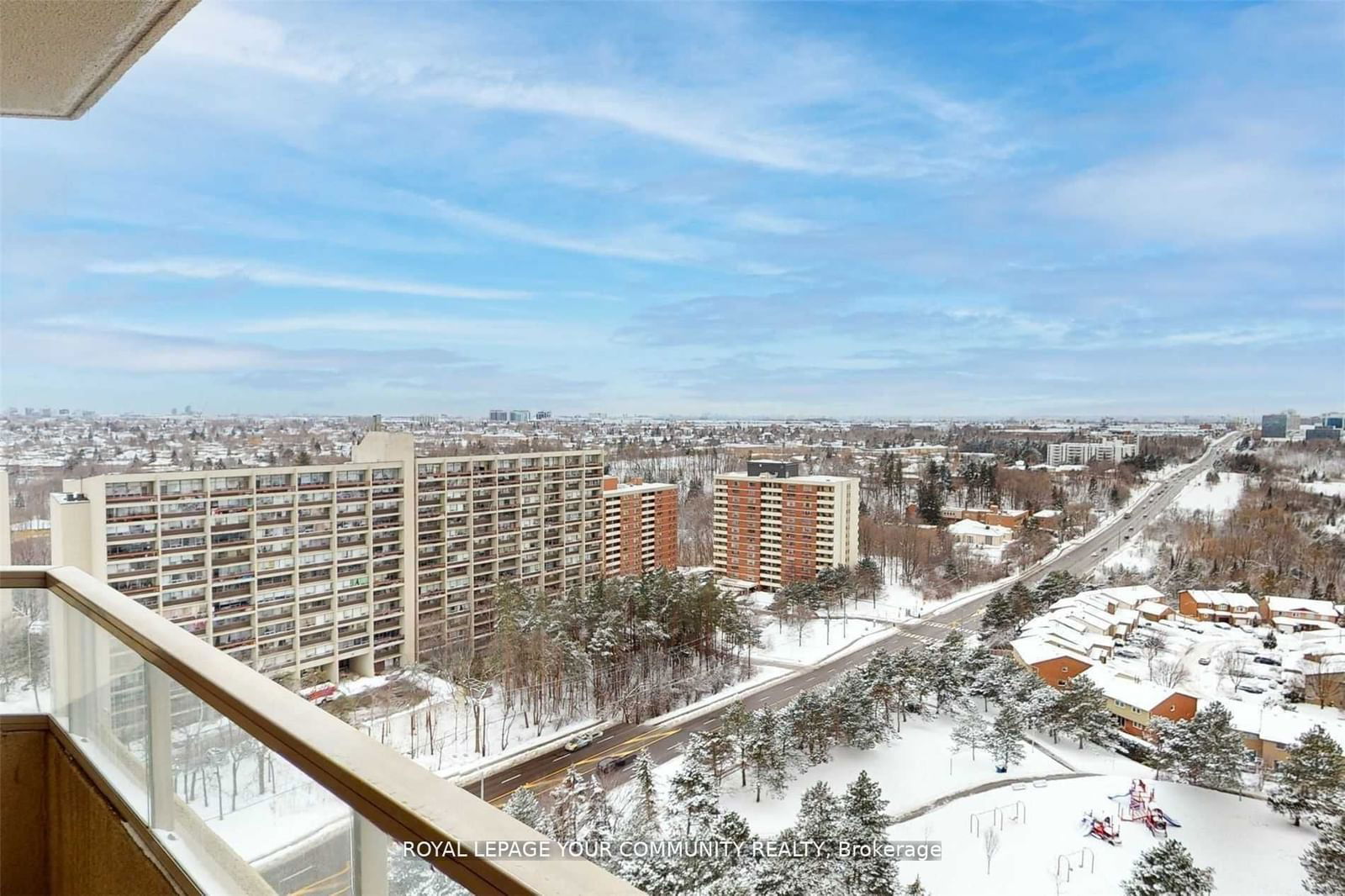 The Savoy Condos, North York, Toronto