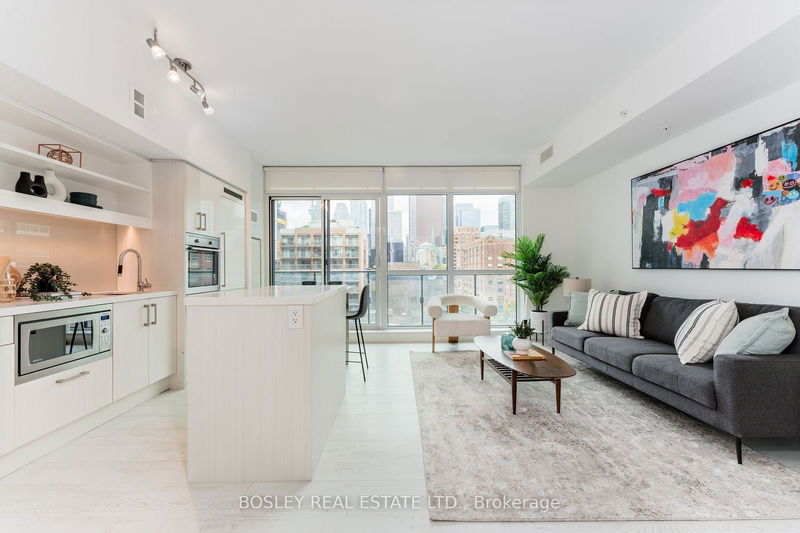 39 Sherbourne St, unit 706 for sale