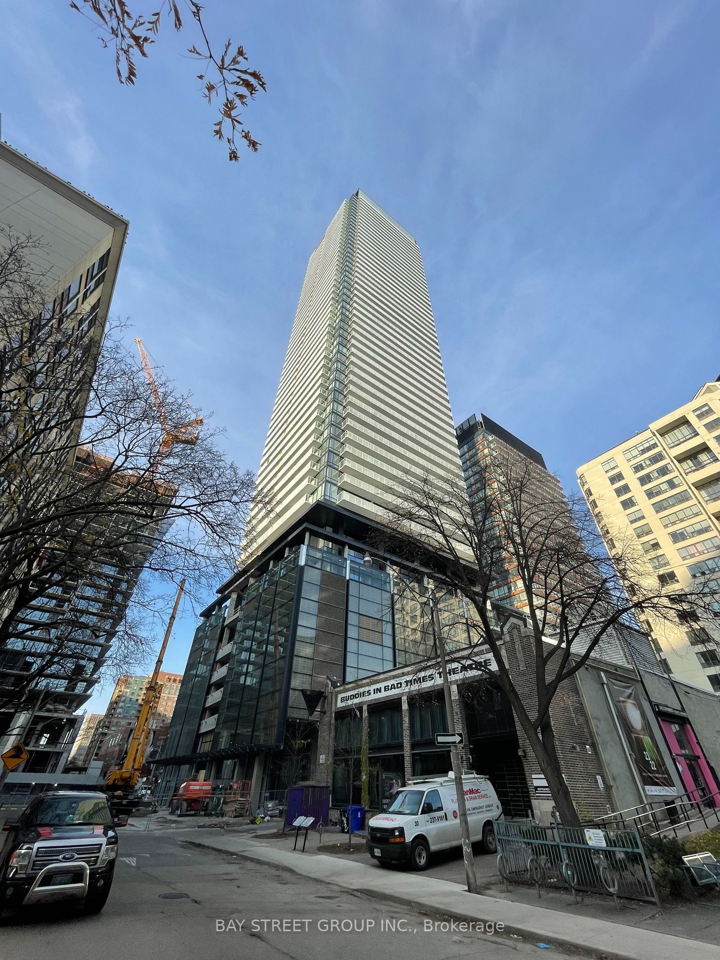 501 Yonge St, unit 4104 for rent