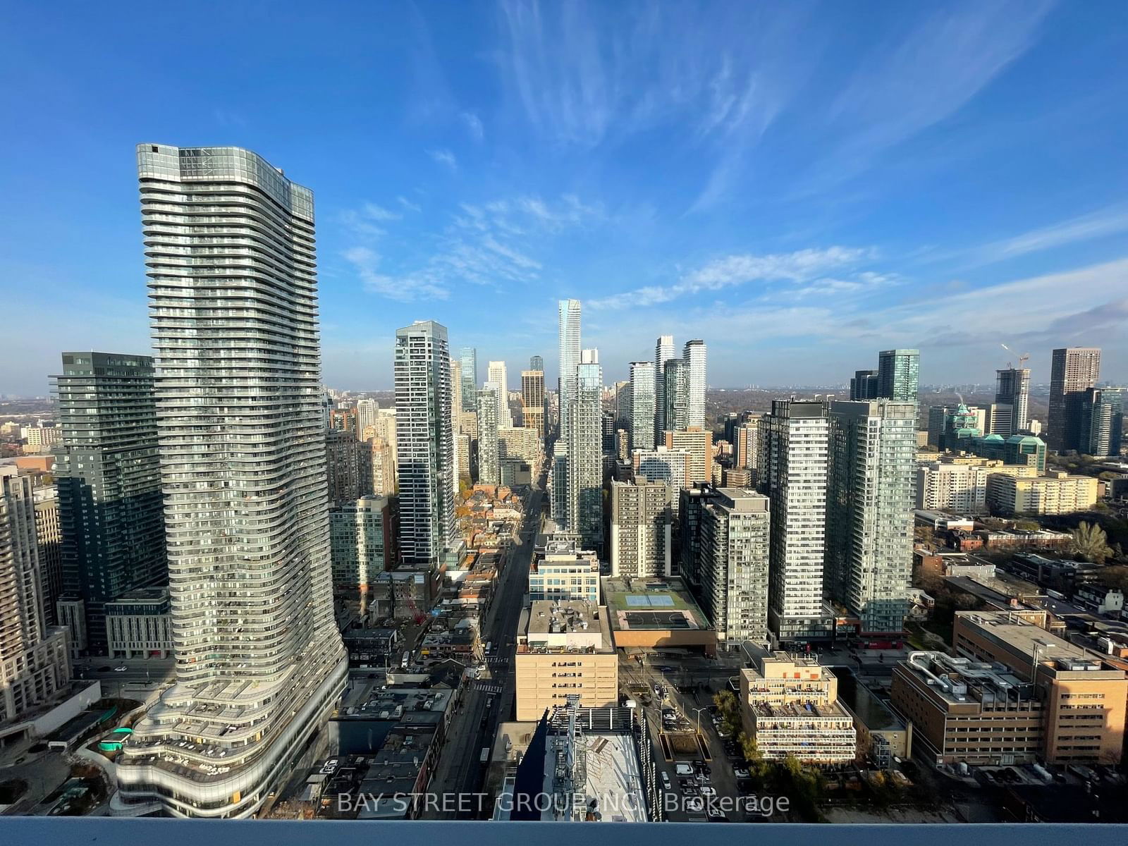 501 Yonge St, unit 4104 for rent