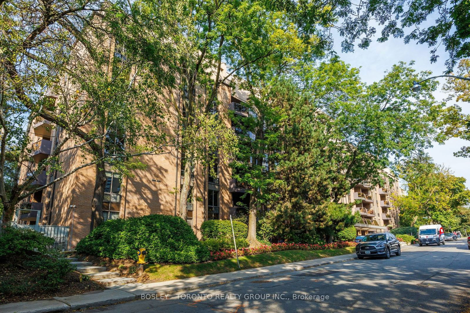 Lonsdale House, Midtown, Toronto