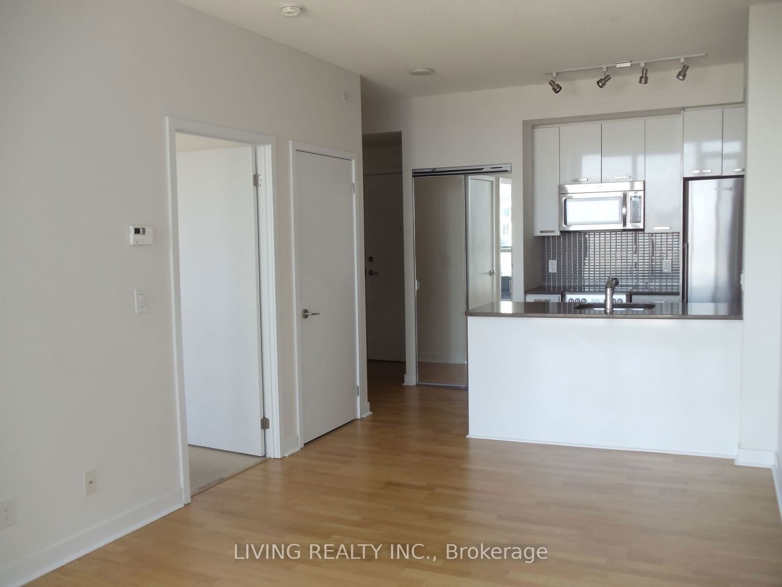 295 Adelaide St W, unit 2501 for rent