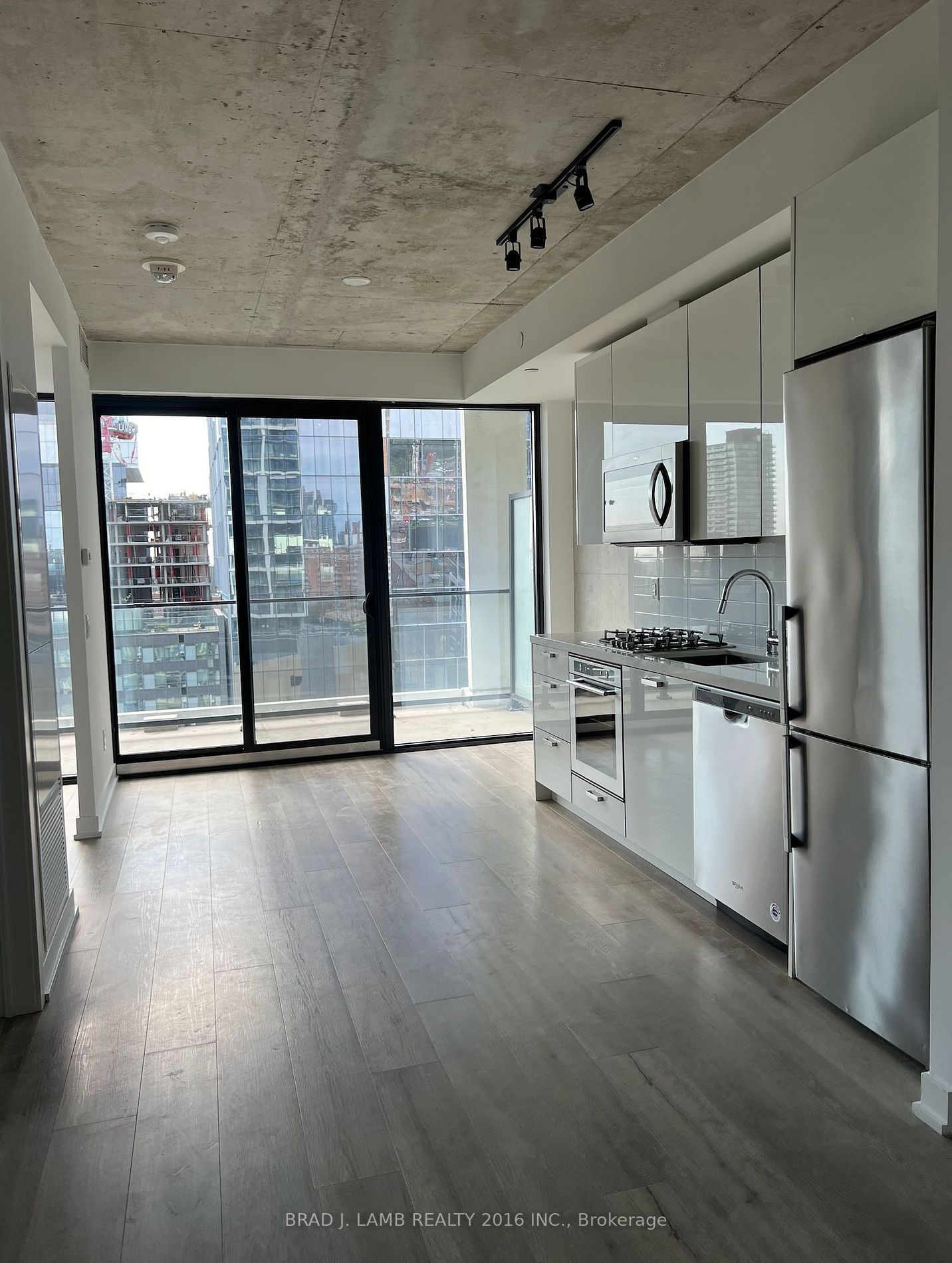 55 Ontario St, unit 1306 for rent