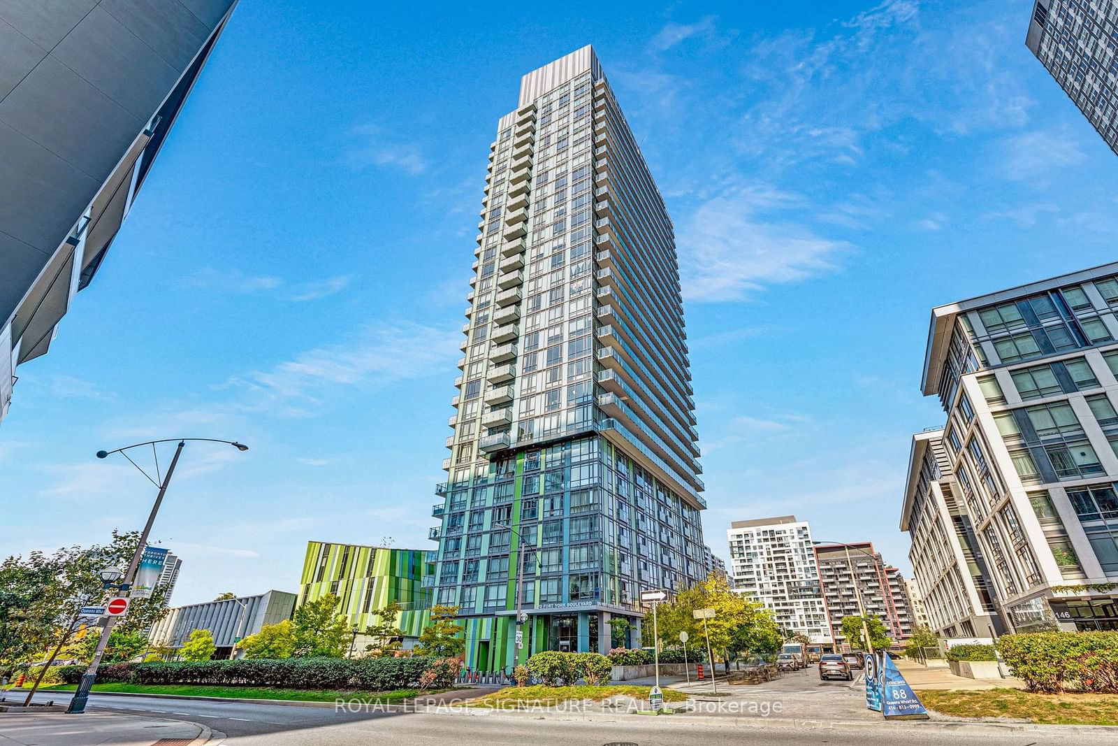 170 Fort York Blvd, unit 807 for sale