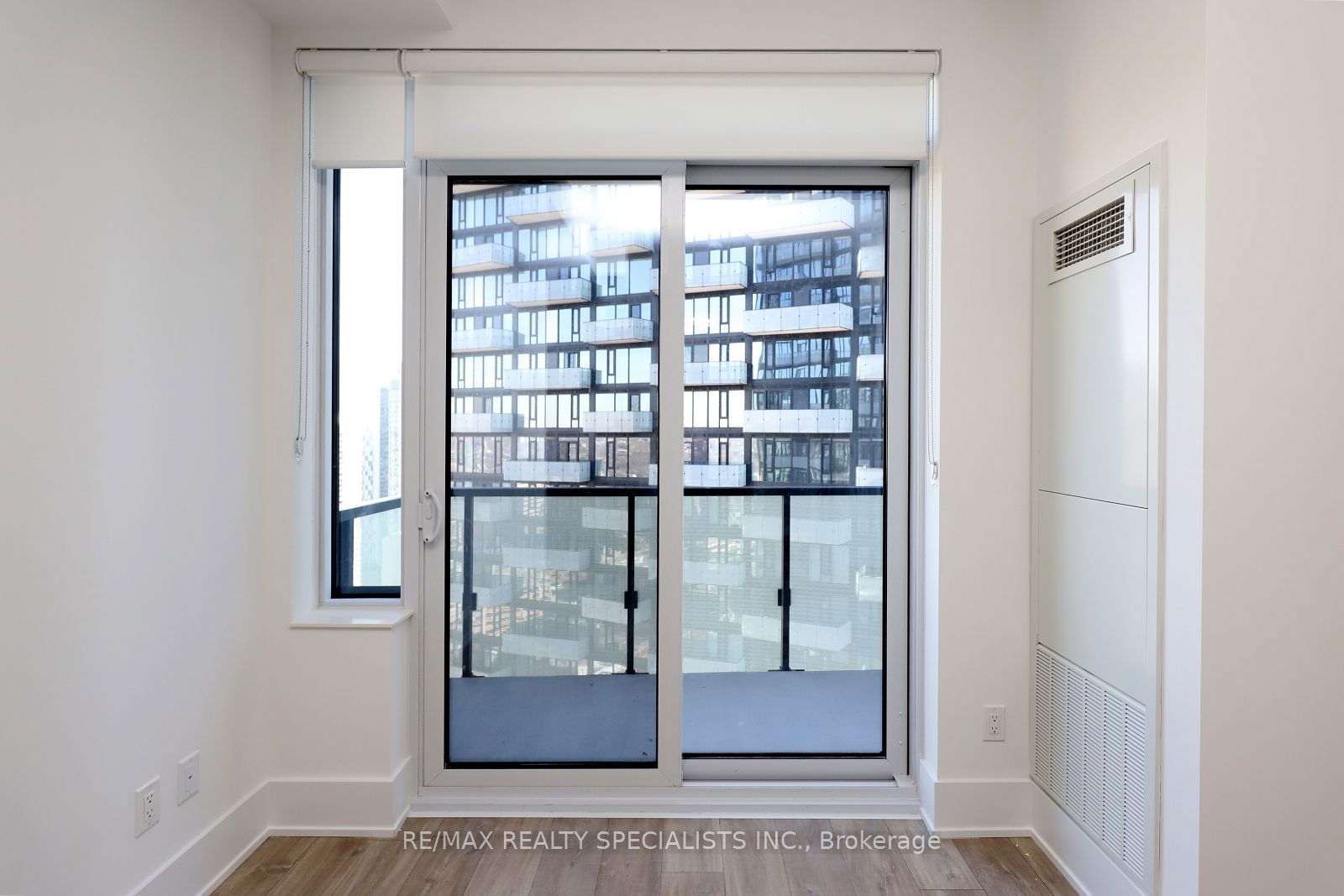 470 Front St W, unit 3009 for rent