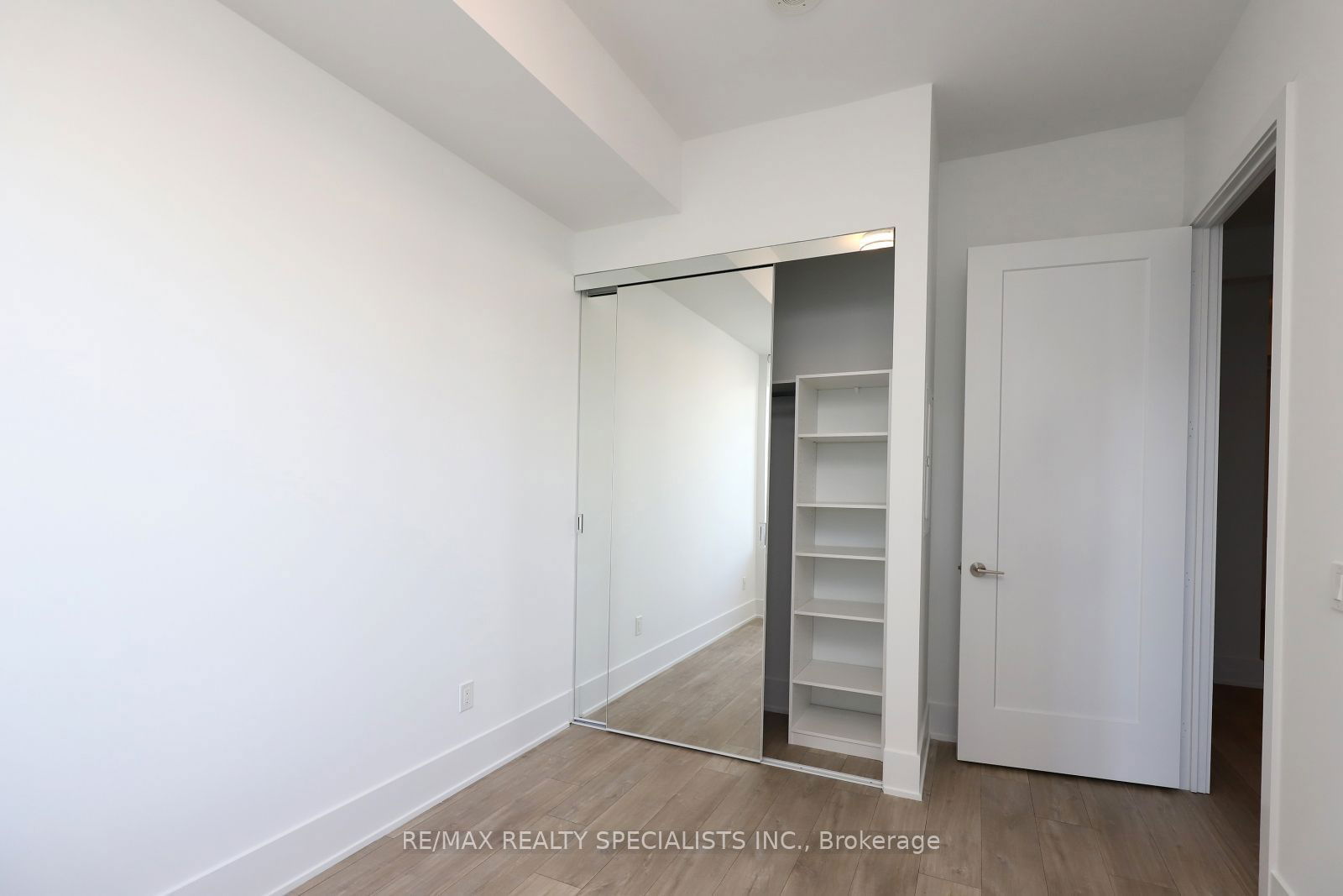 470 Front St W, unit 3009 for rent