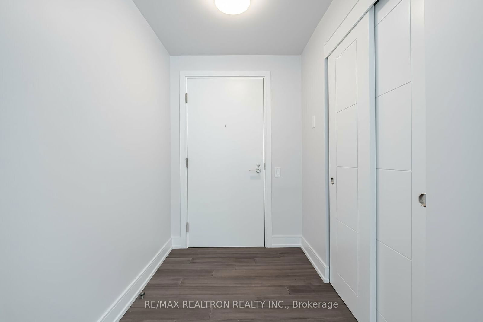 2525 Bathurst St, unit 703 for rent