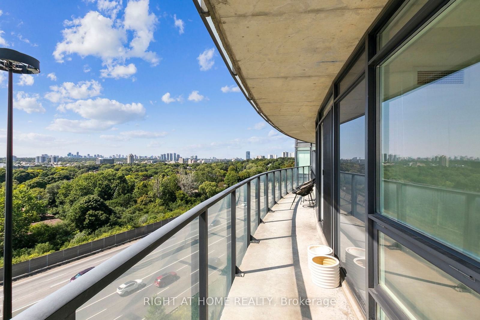 18 Valley Woods Rd, unit PH104 for sale