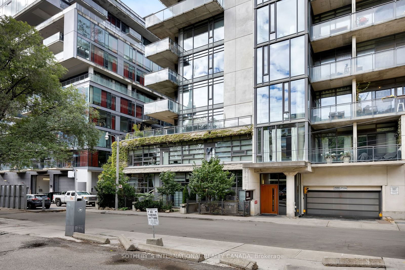 10 Morrison St, unit 901 for sale