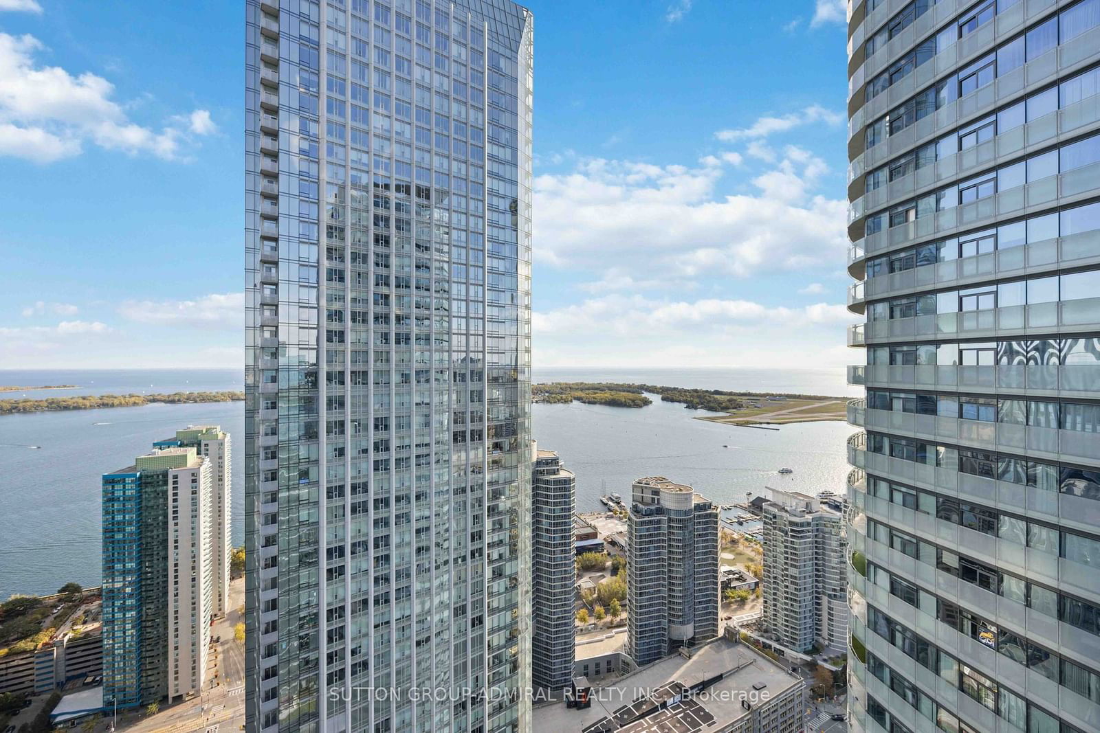 14 York St, unit 4704 for sale