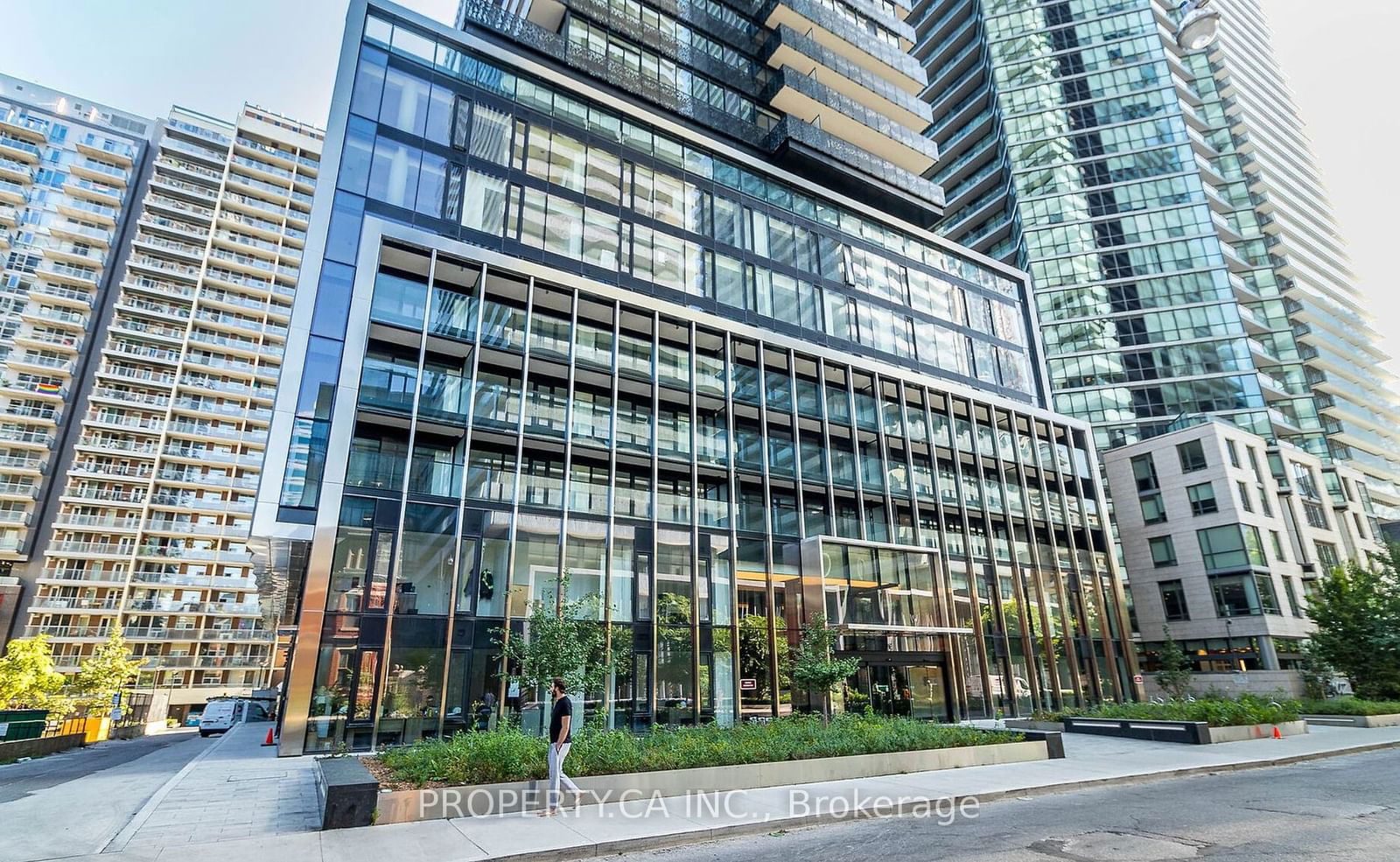 55 Charles St, unit 804 for rent