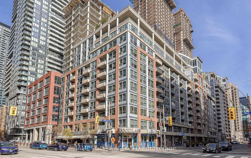 270 Wellington St W, unit 511 for sale