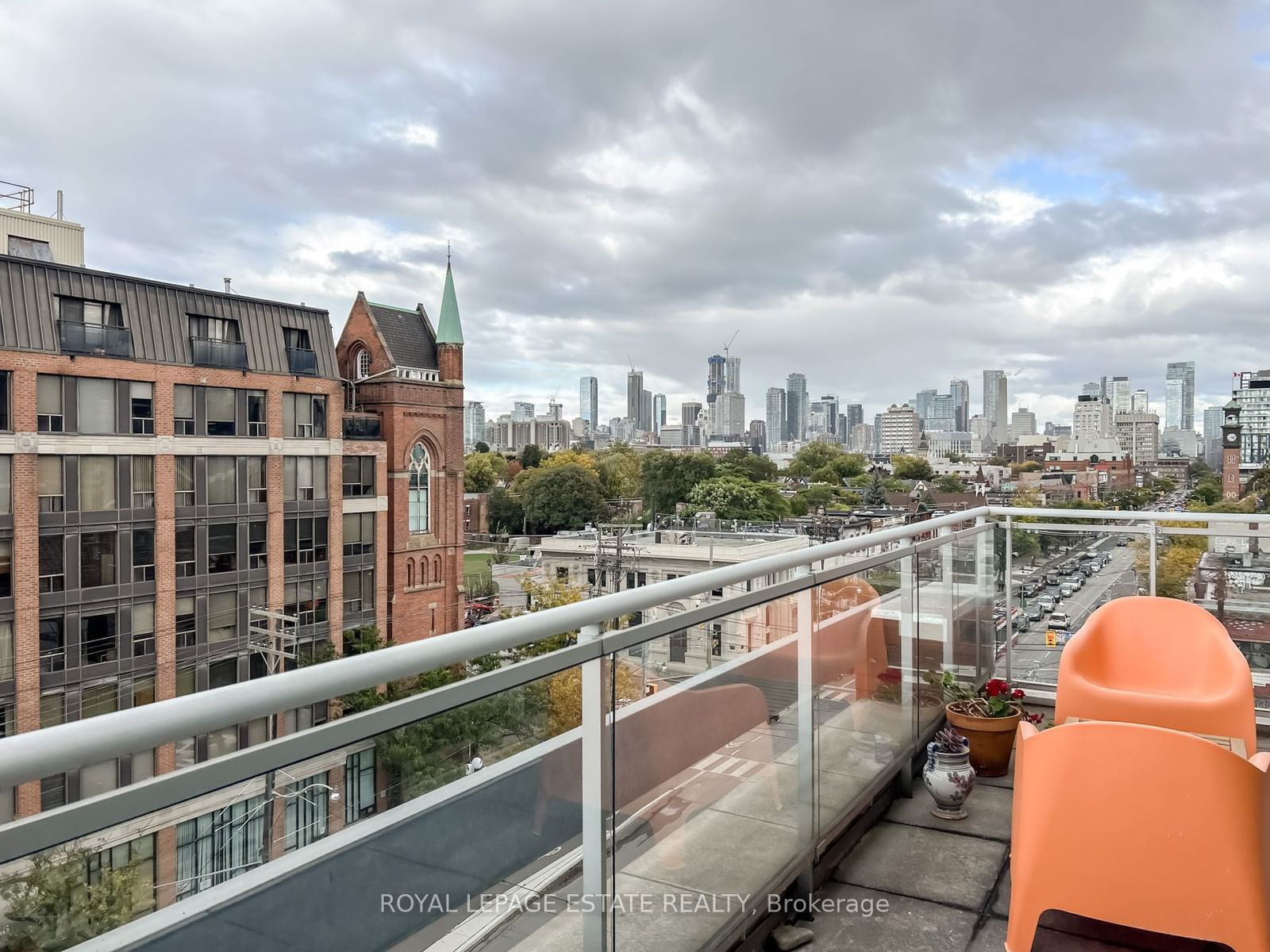 Ideal Lofts, West End, Toronto