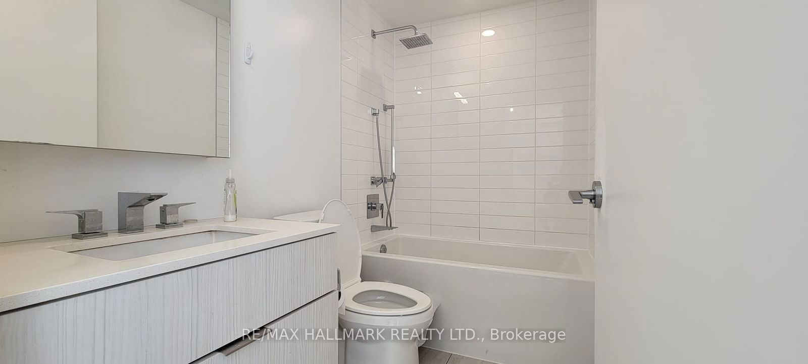 25 Richmond St E, unit 1509 for sale