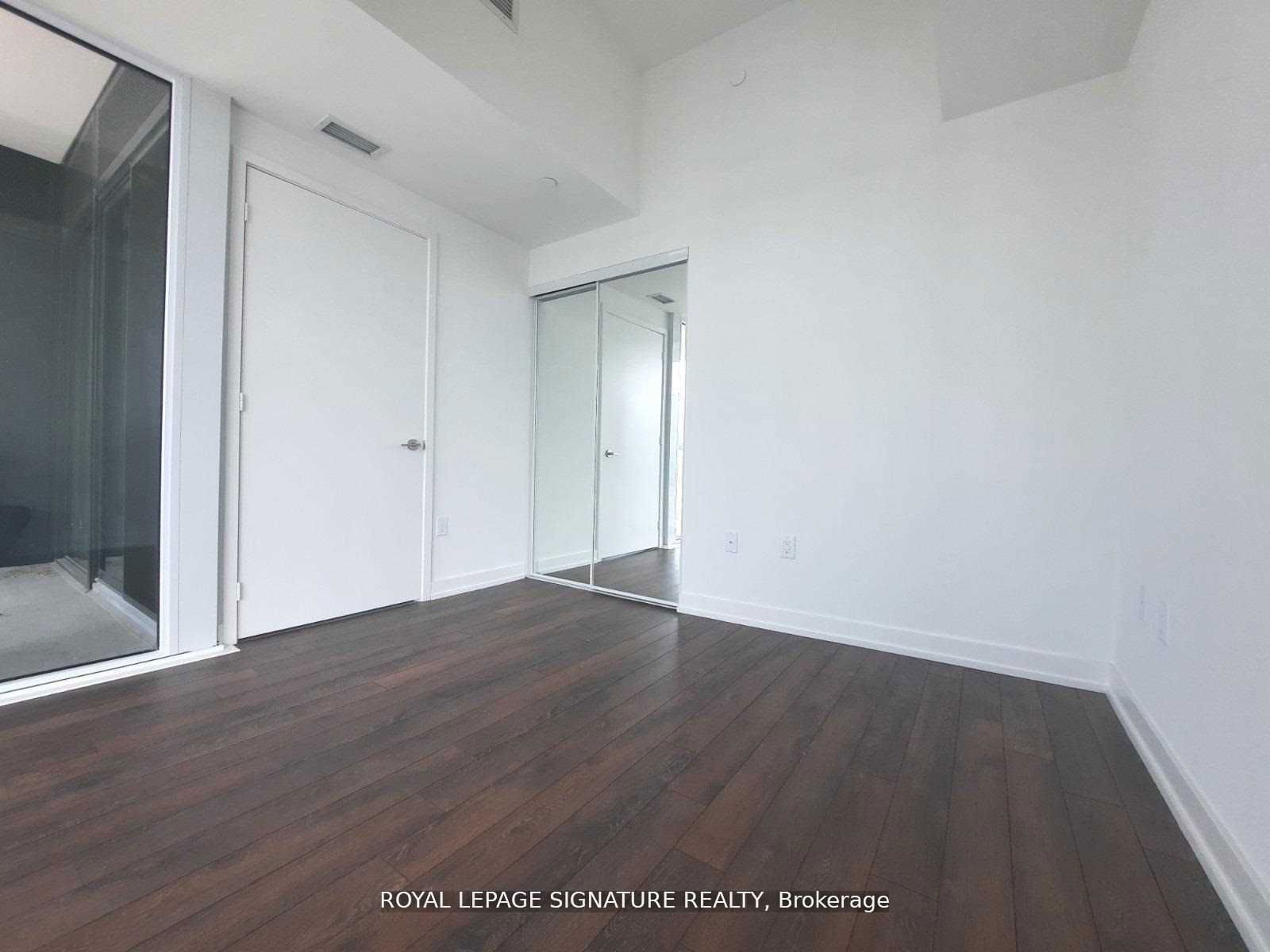 158 Front St E, unit 1916 for rent