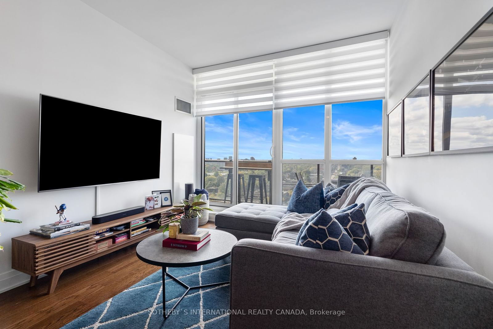 530 St Clair Ave W, unit 1009 for sale