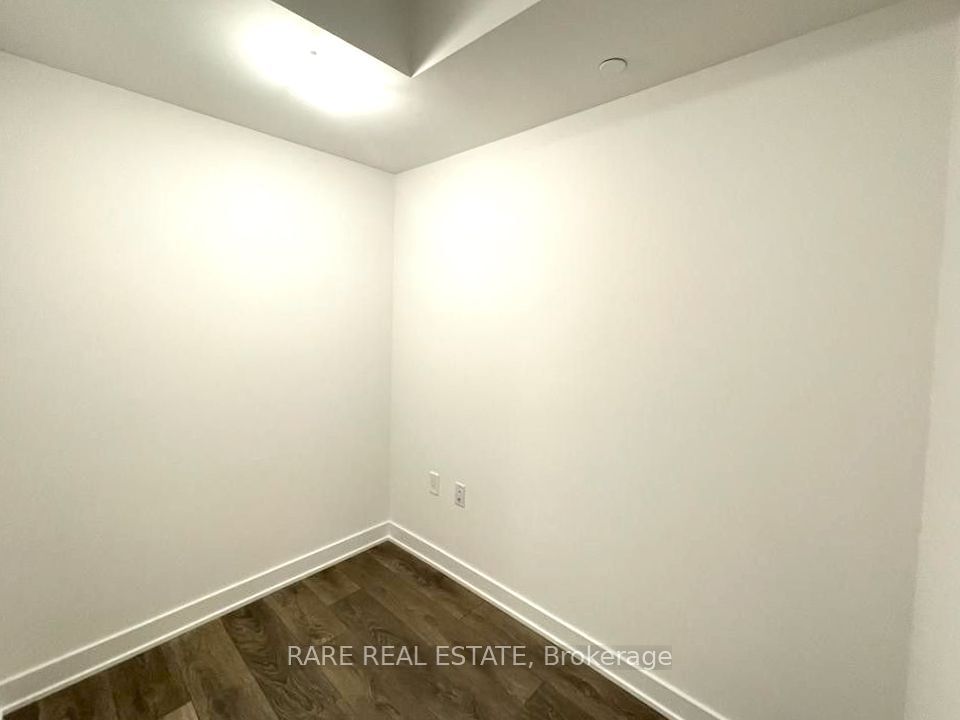 195 Redpath Ave, unit 2801 for rent