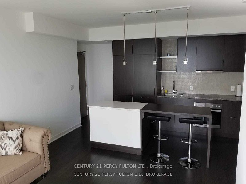 100 Harbour St, unit 6201 for rent