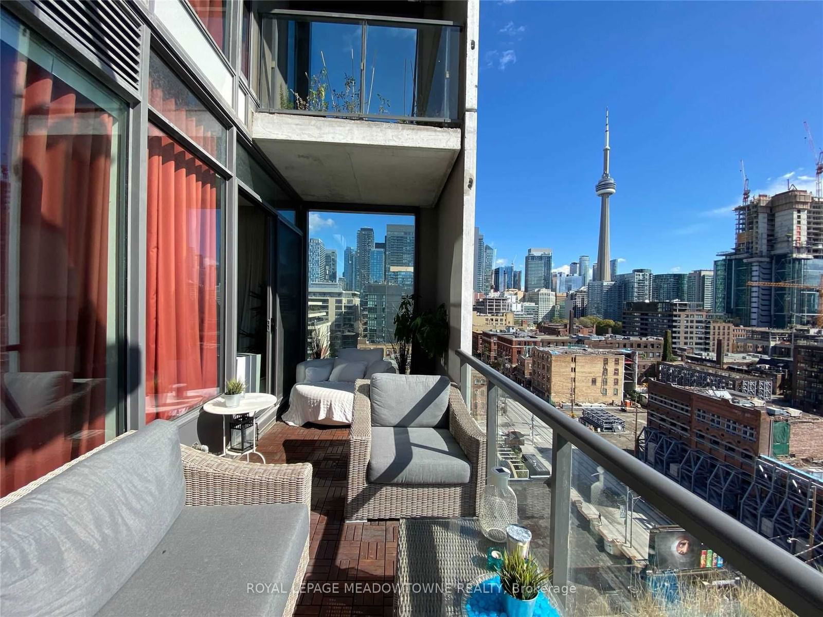 560 King St W, unit 1010 for rent