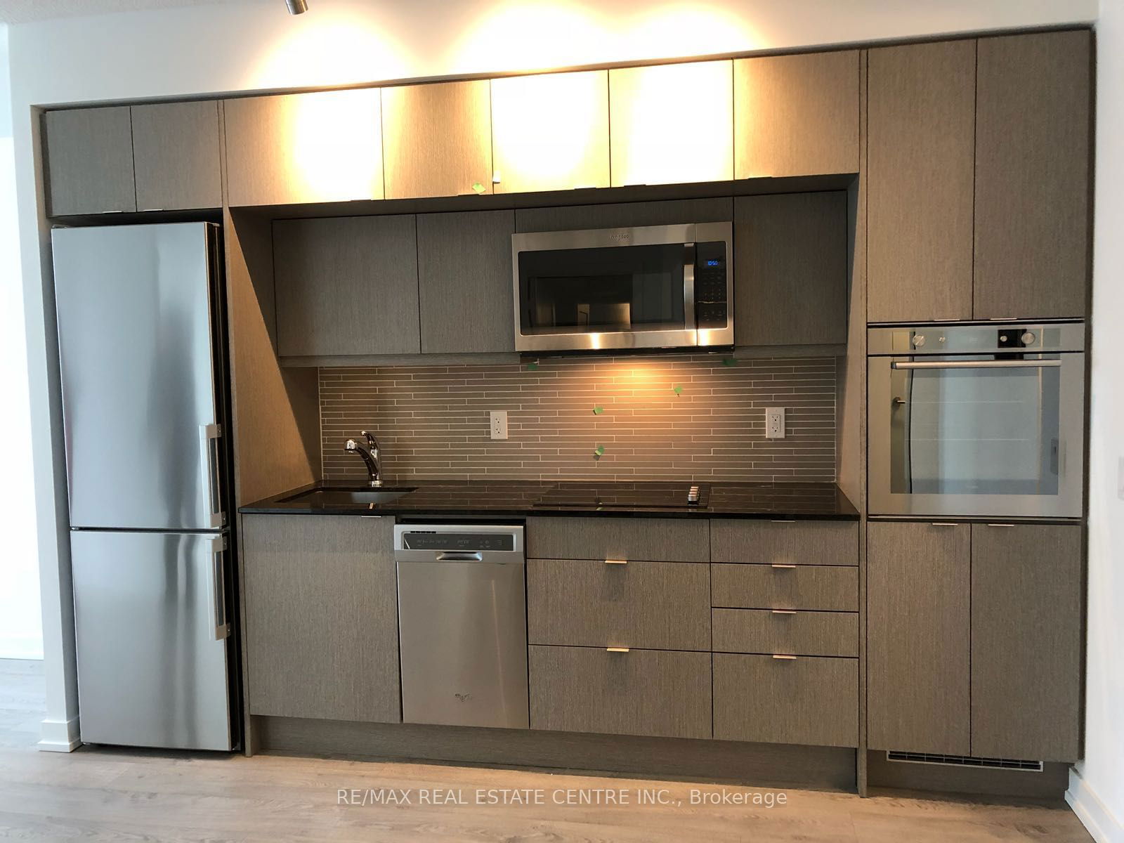 10 York St, unit 1302 for rent