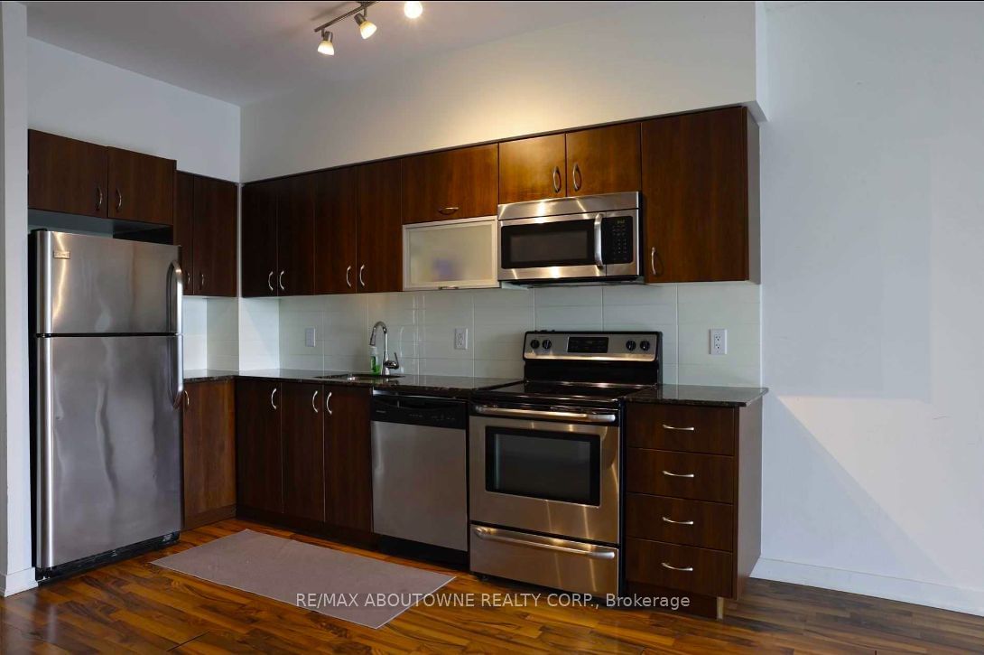 150 East Liberty St, unit 1713 for rent