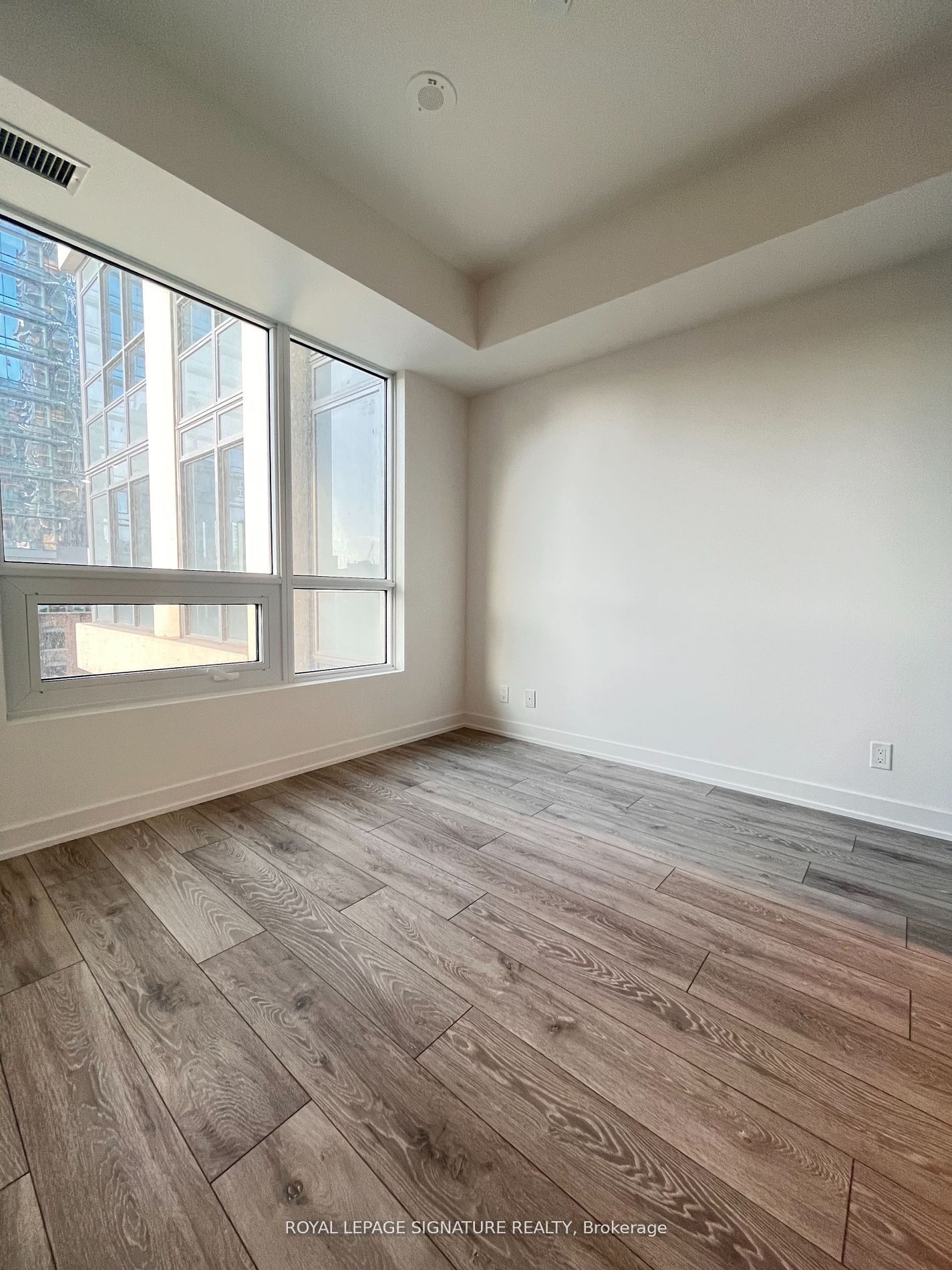 108 Peter St, unit 601 for rent