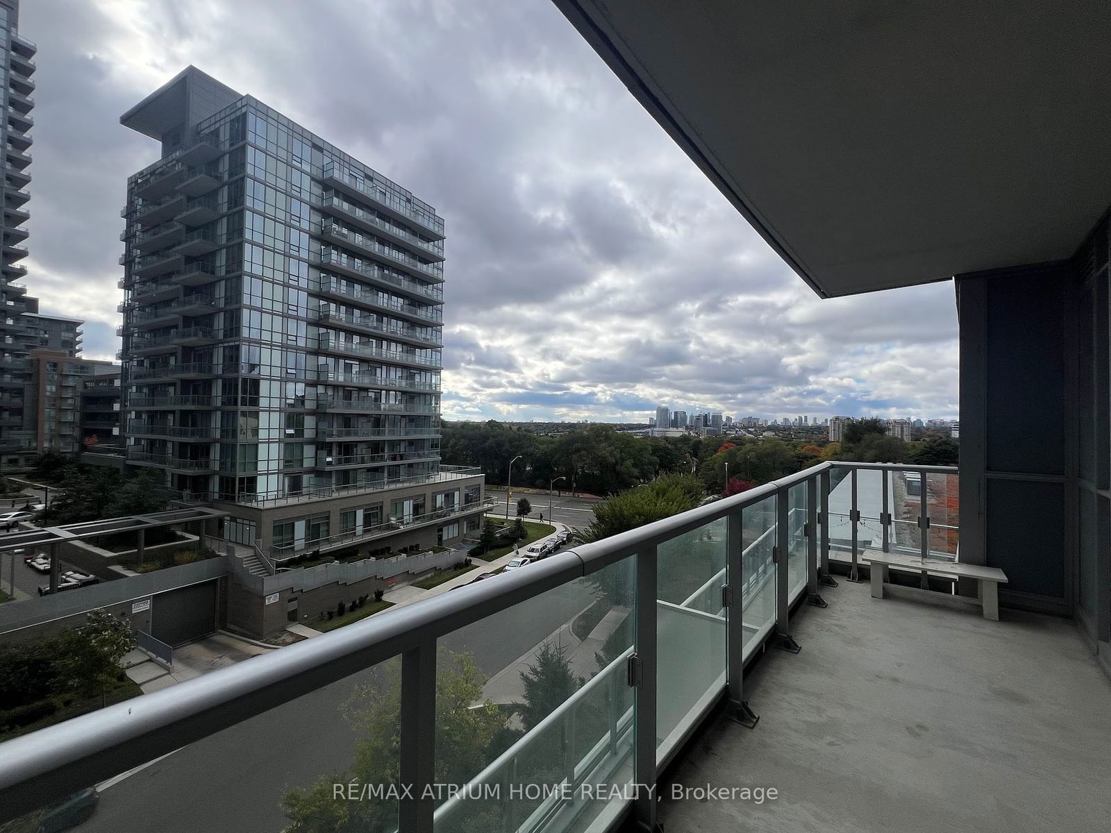 62 Forest Manor Rd, unit 315 for rent