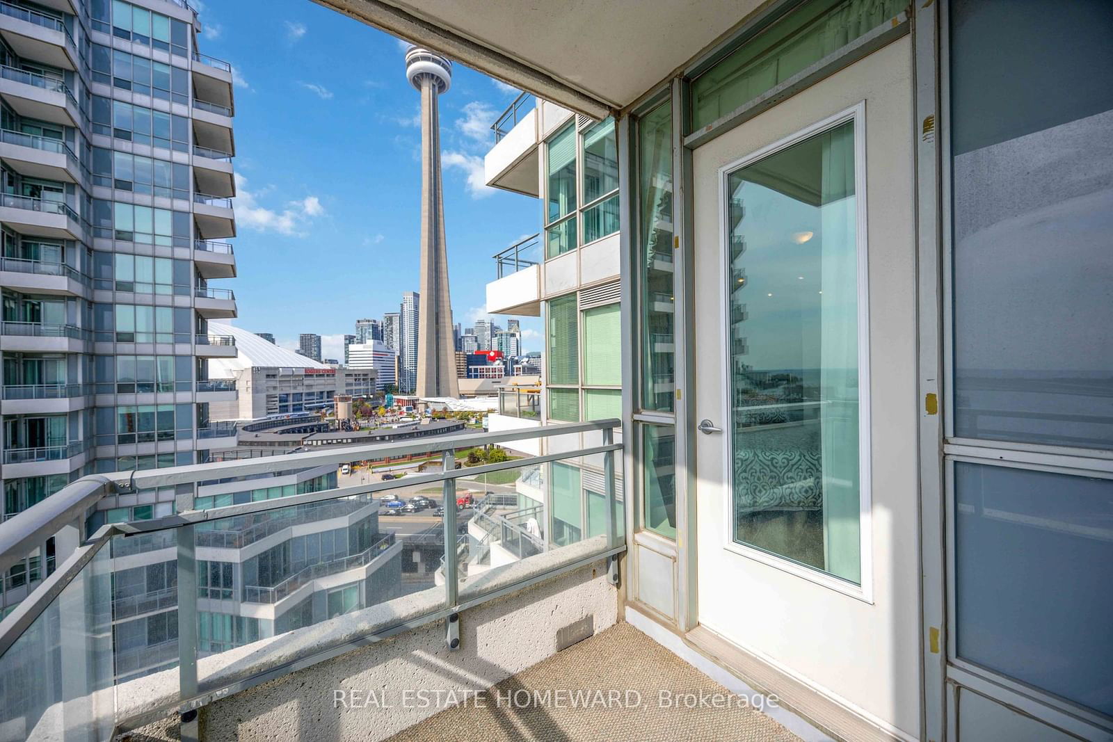 228 Queens Quay W, unit 1708 for sale