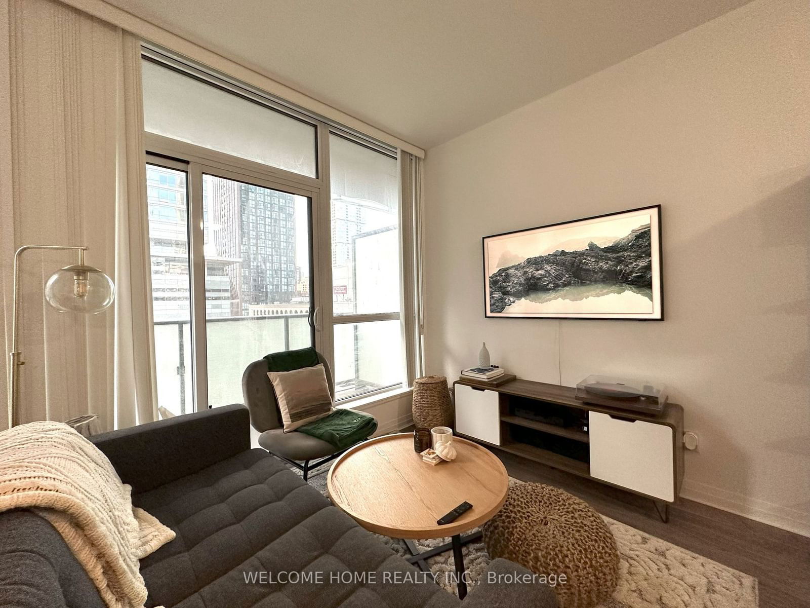 8 Mercer St, unit 601 for rent