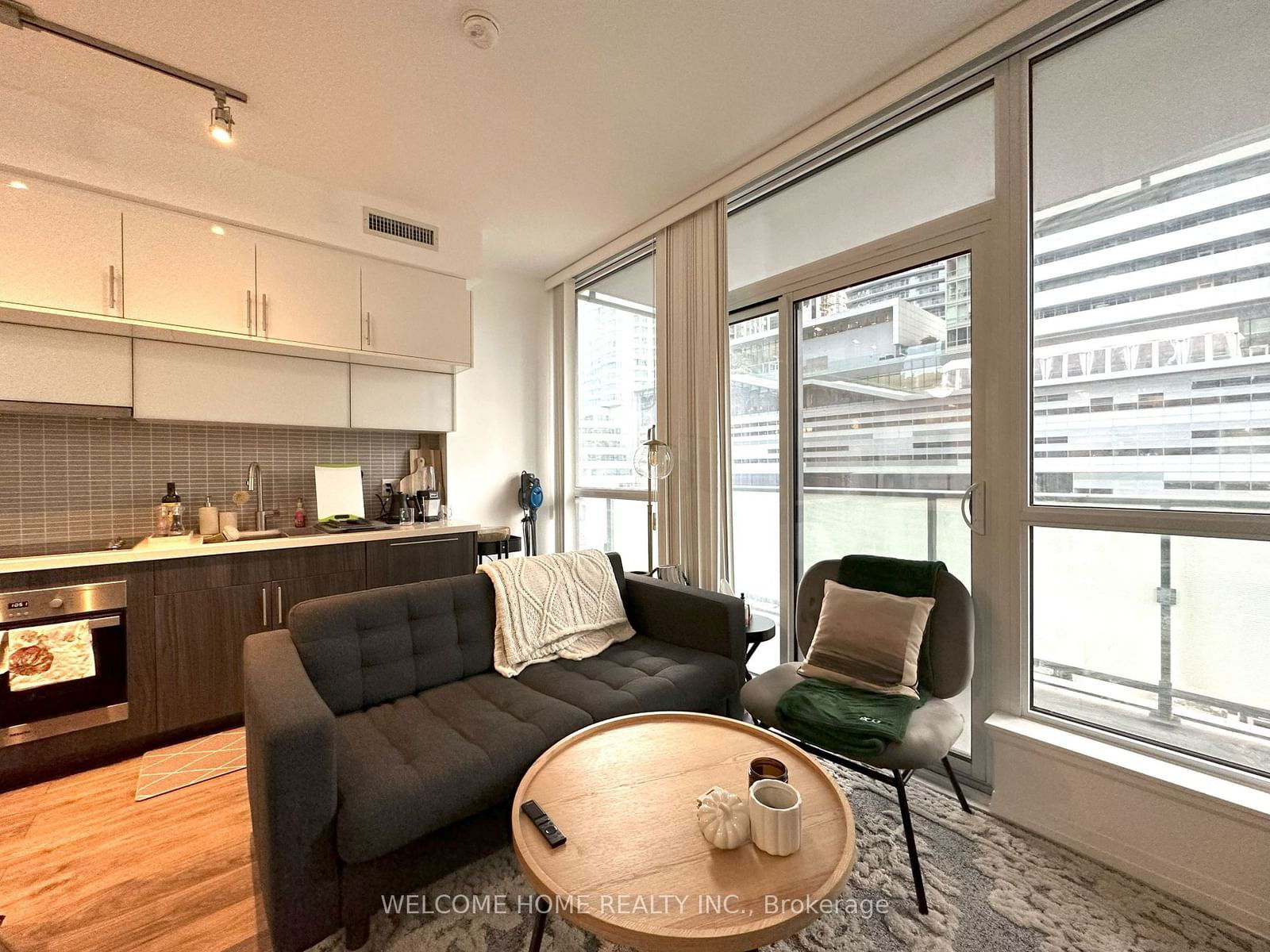 8 Mercer St, unit 601 for rent