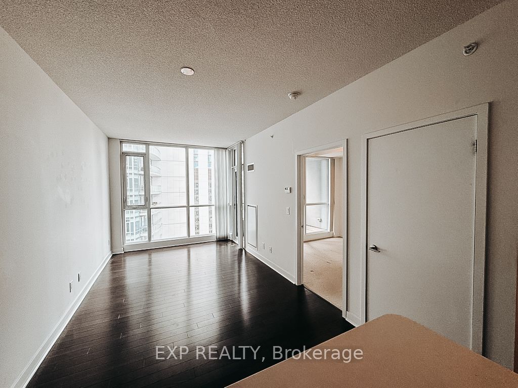 295 Adelaide St W, unit 2410 for rent