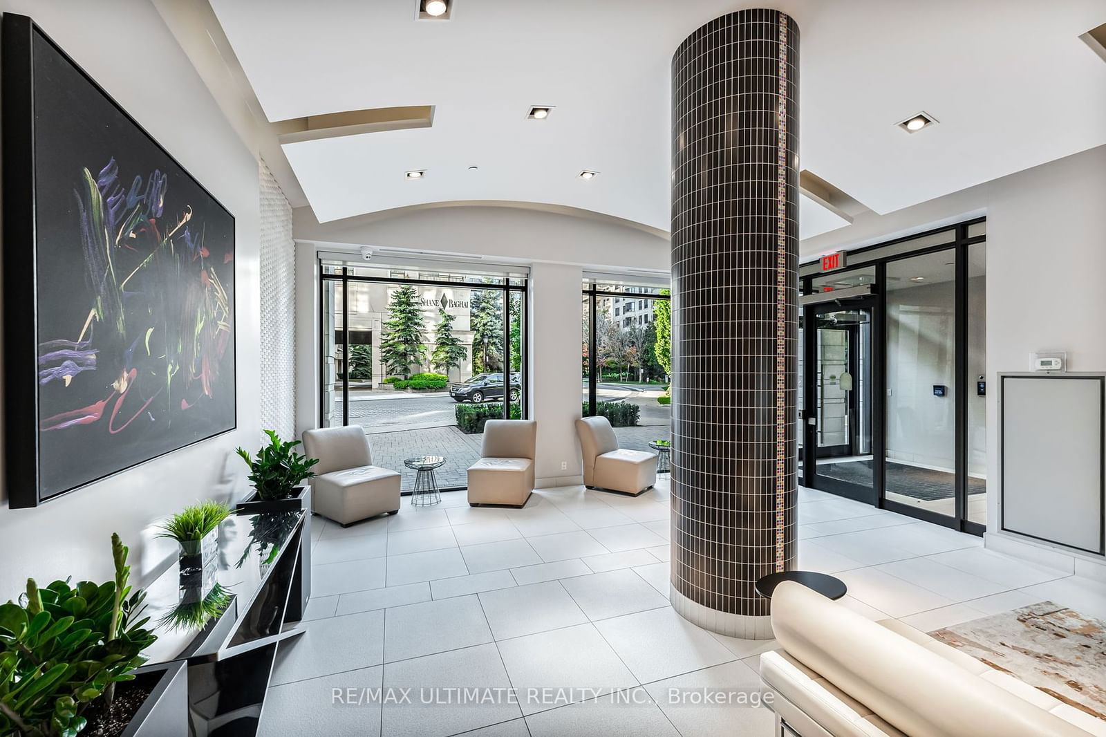 676 Sheppard Ave E, unit 414 for sale