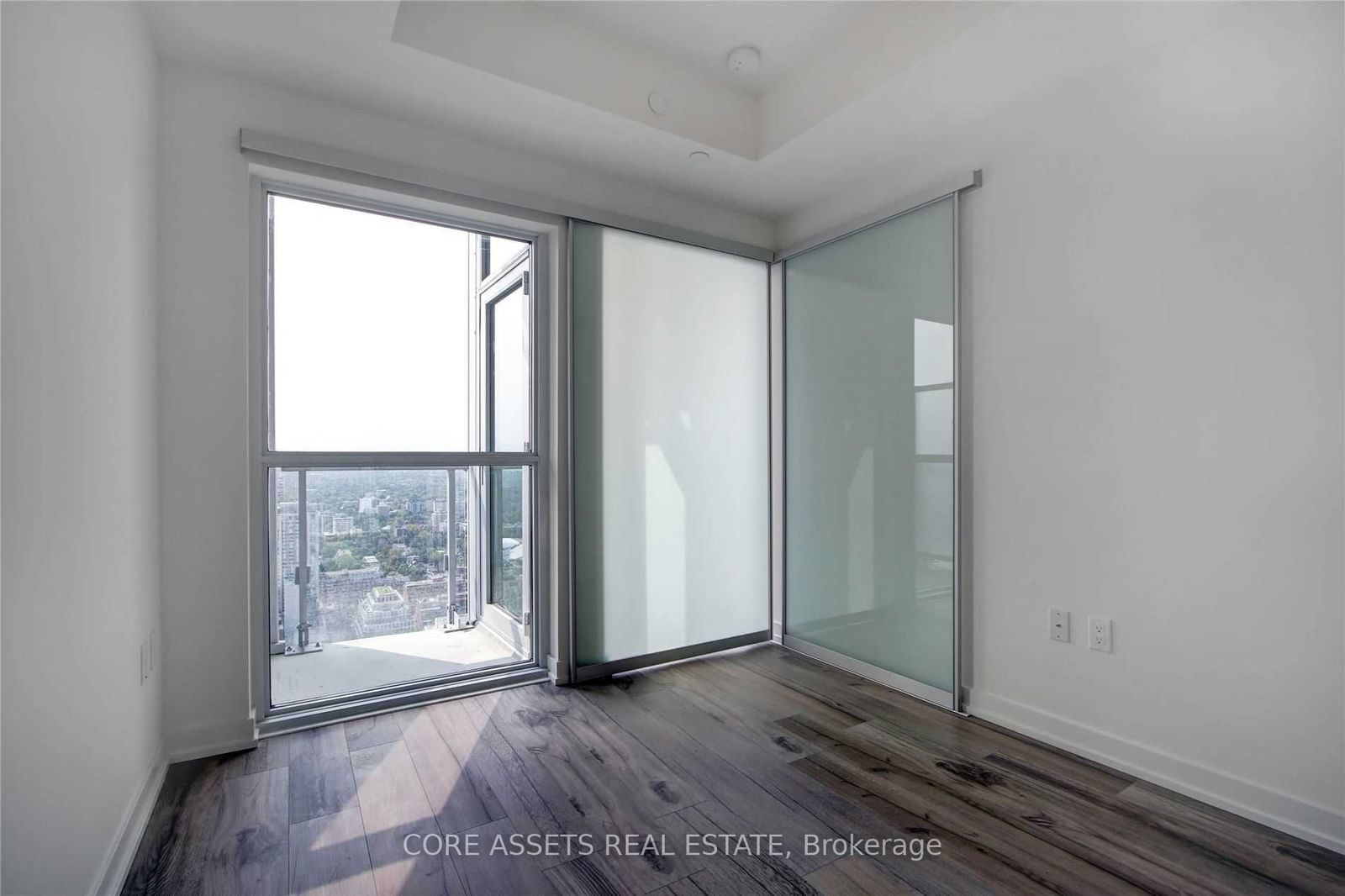 1 Yorkville Ave, unit 4304 for rent