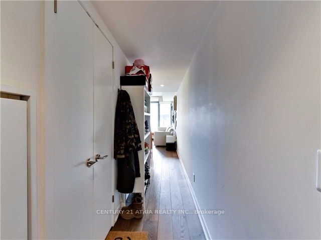 95 Bathurst St, unit 317 for rent