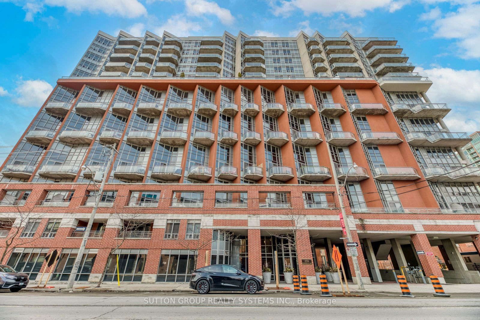 255 Richmond St E, unit 1016 for rent