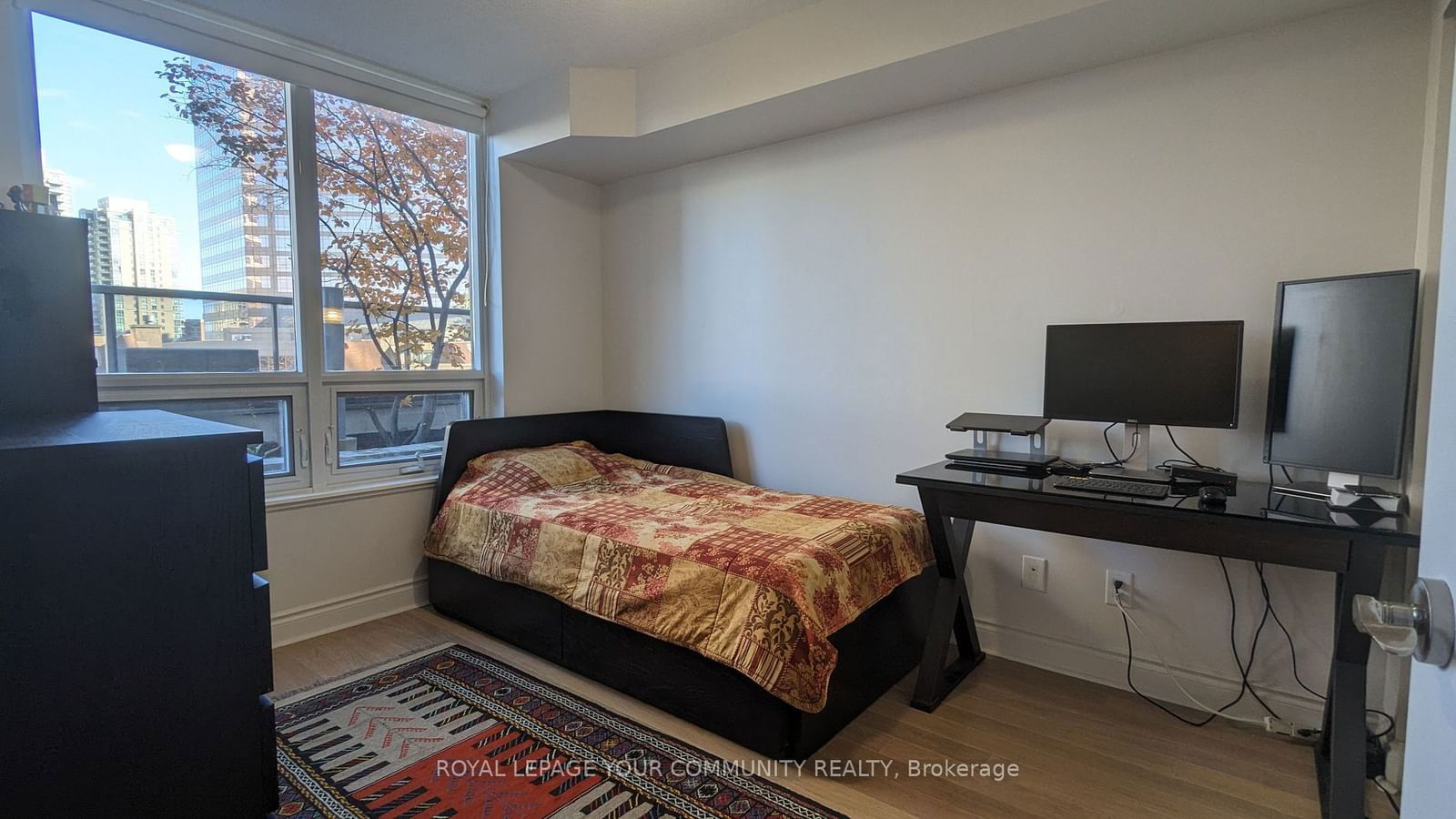 25 Greenview Ave, unit 325 for rent