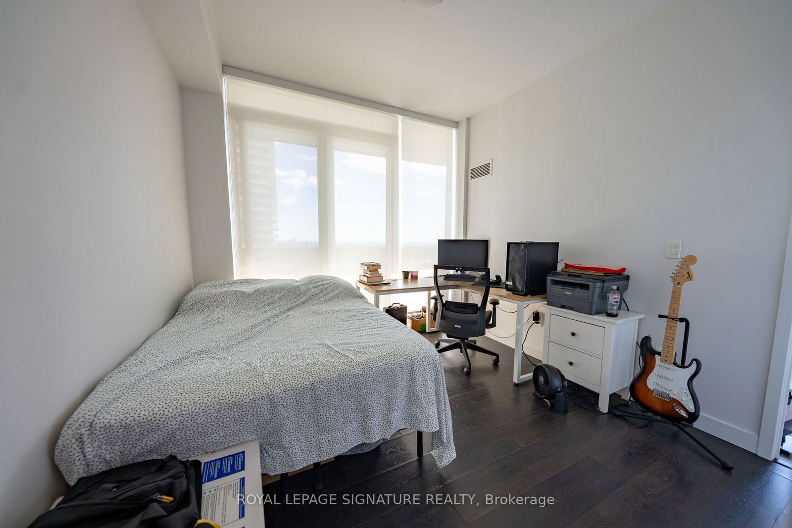 8 Eglinton Ave E, unit 3802 for sale