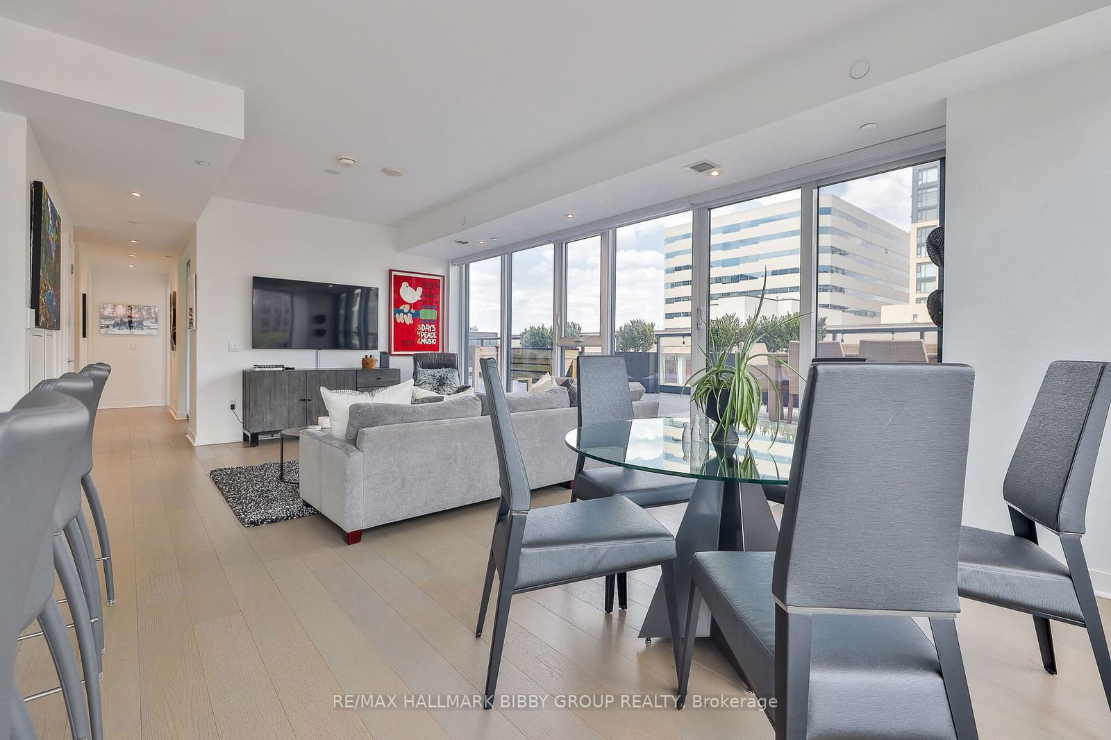 501 Adelaide St W, unit 611 for sale