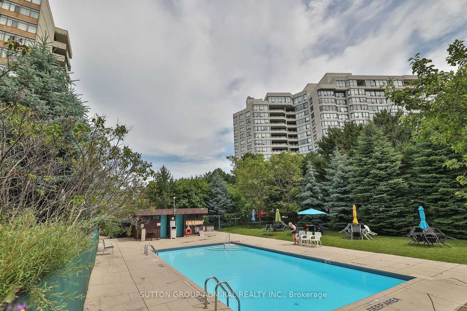 90 Fisherville Rd, unit 104 for sale