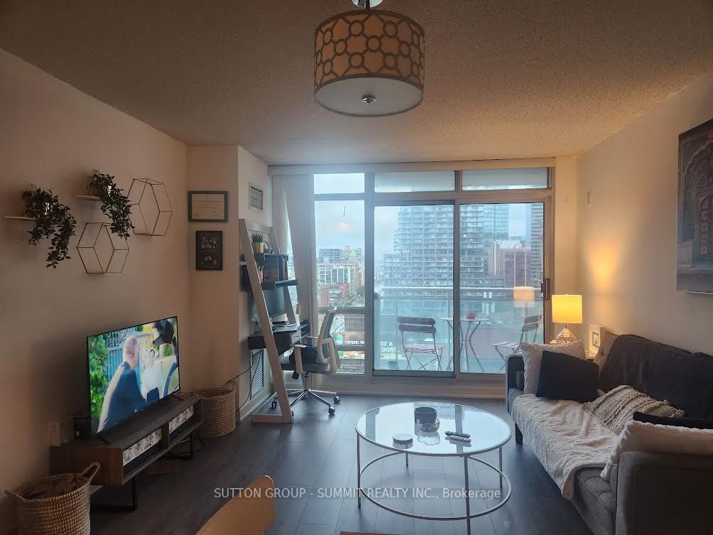 397 Front St W, unit 1805 for rent