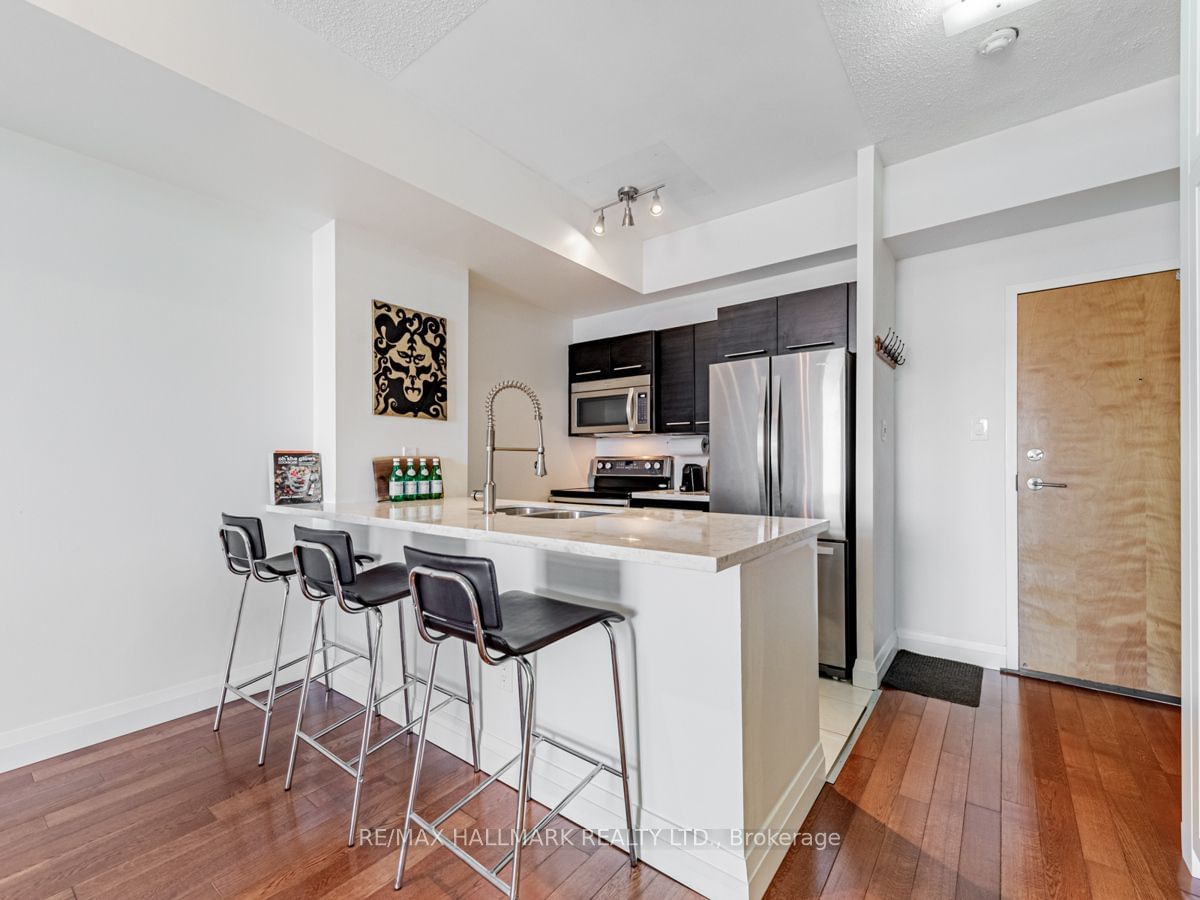 39 Parliament St, unit 1102 for sale