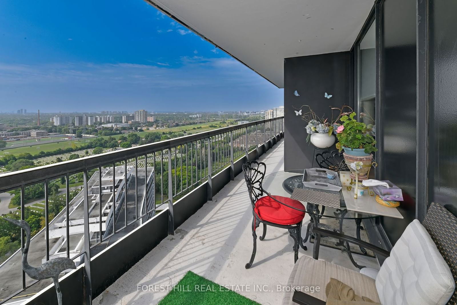 135 Antibes Dr, unit 2404 for sale