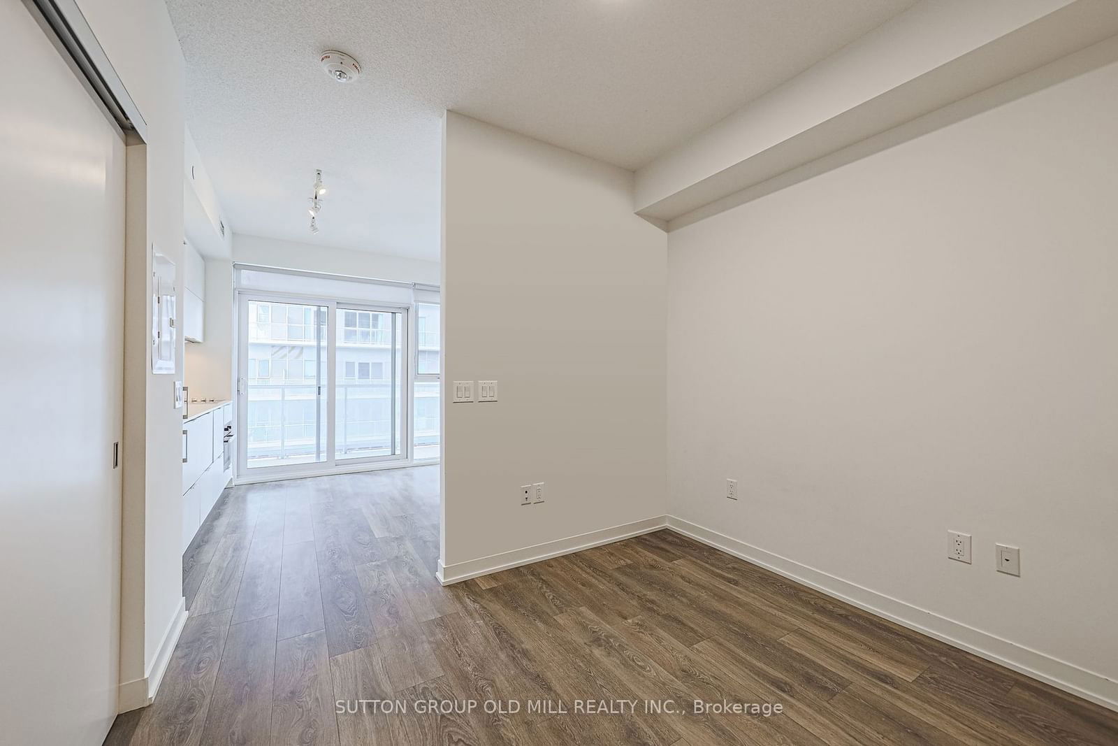 20 Richardson St, unit 1013 for rent