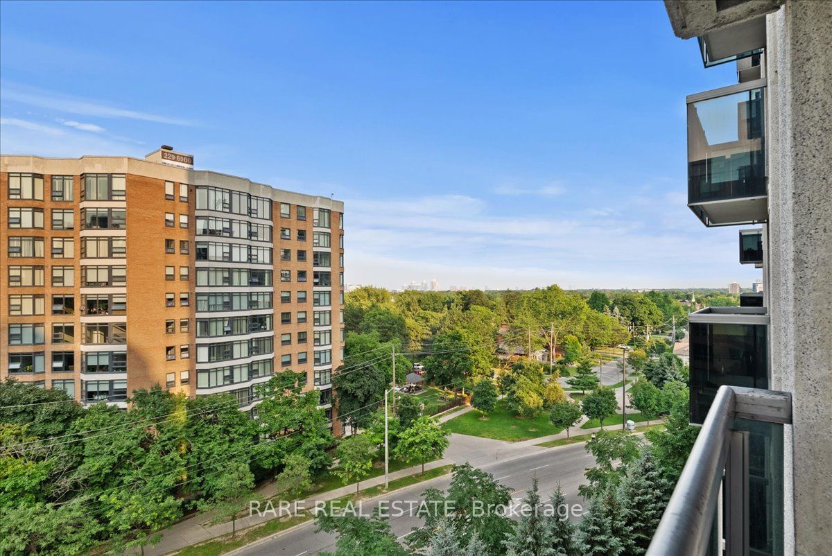 35 Finch Ave E, unit 905 for sale