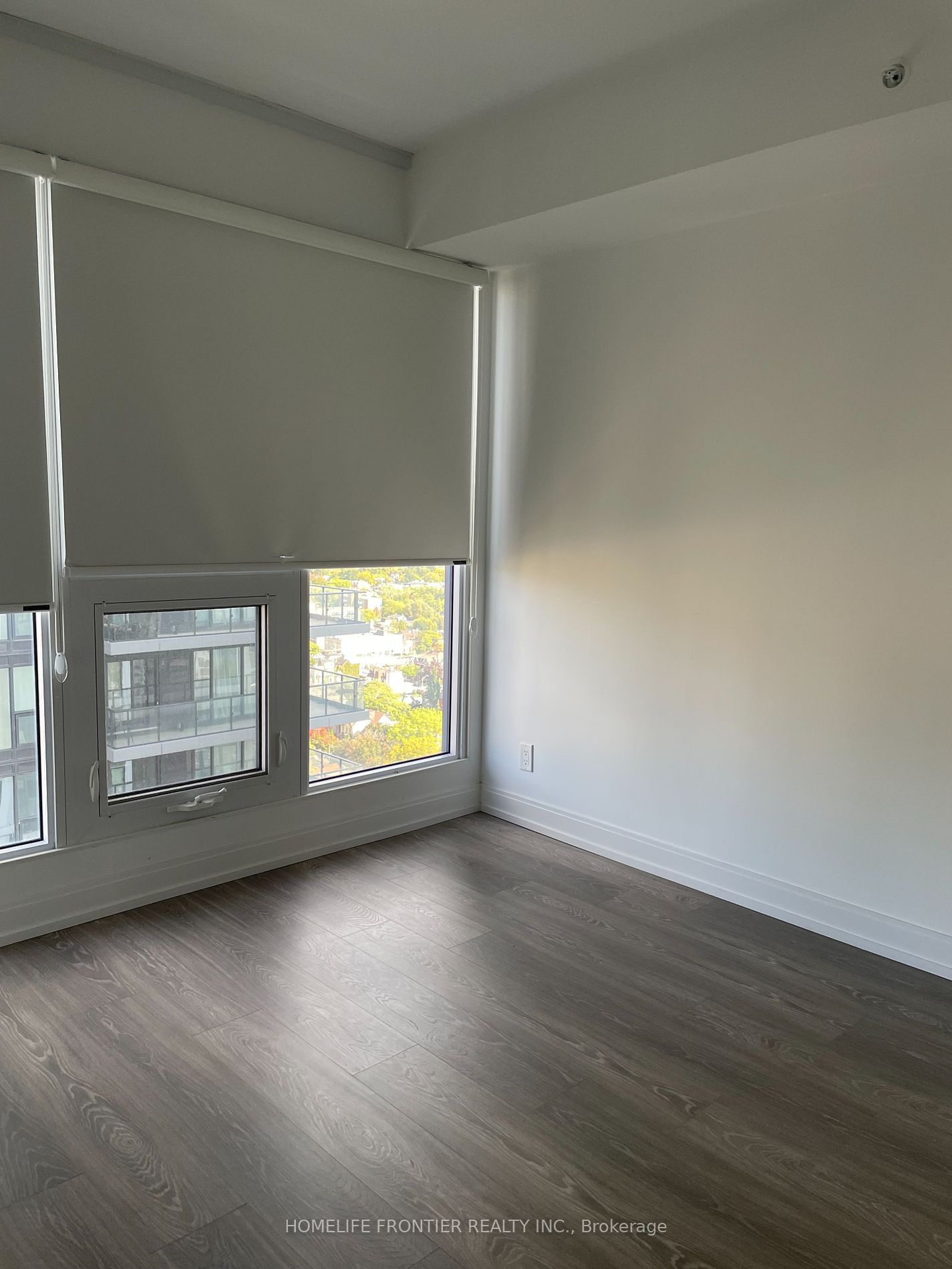 181 Dundas St E, unit 3212 for rent