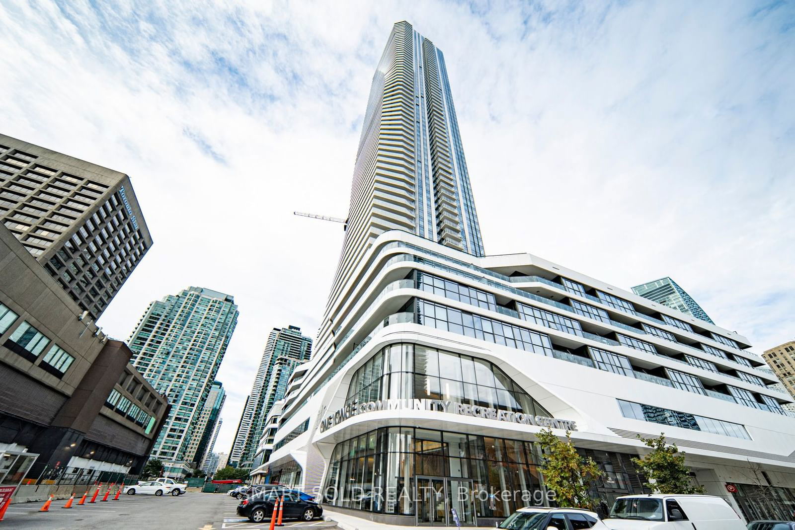 28 Freeland St, unit 1603 for rent